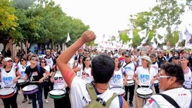 Paro docente en Río Negro: Unter movilizó y reclamó: “sin respuestas no hay inicio posible”