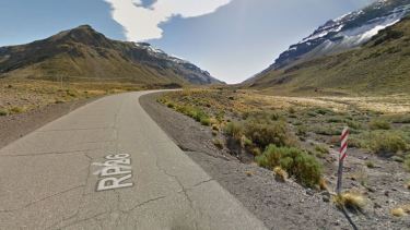 Murió un hombre atropellado en la Ruta 26, camino a Caviahue: el conductor del auto habría sido «encandilado» por otro vehículo