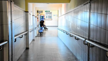 La Legislatura de Neuquén debate una ley que castiga la violencia contra el personal de salud