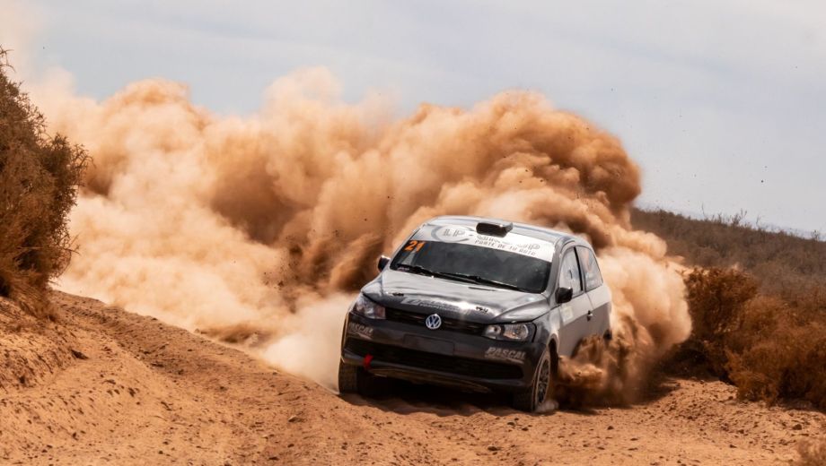 El neuquino cortó la racha y festejó en la apertura del Regional. (Locos por el Rally)