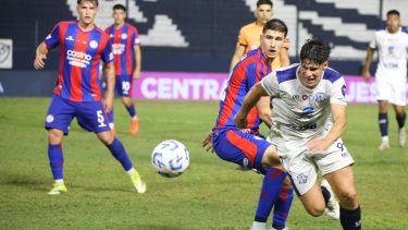 Rincón, entre la tristeza por la goleada y la experiencia de enfrentar a un rival como San Lorenzo