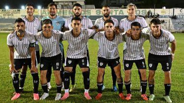 Dos contraataques letales y un gol desde el vestuario: así fue el debut de Cipolletti