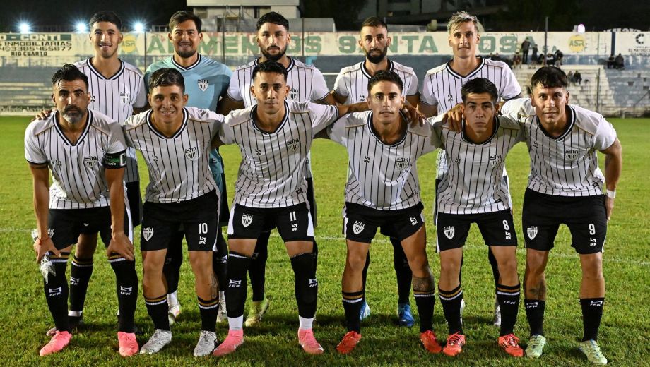 Cipolletti perdió 3 a 1 con Atenas en su debut en el Federal A. (Foto: Gentileza Luis Amaolo)