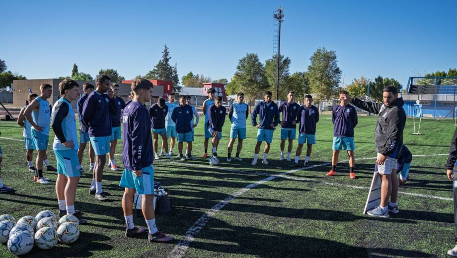 Rincón tuvo una semana intensa de entrenamientos de cara al inicio del Federal A.