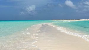 Los Roques: cómo es el paraíso del Caribe con playas vírgenes, aguas cristalinas y turismo limitado