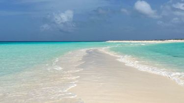 Los Roques: cómo es el paraíso del Caribe con playas vírgenes, aguas cristalinas y turismo limitado