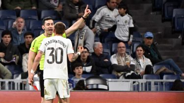 Mastantuono fue expulsado sobre el final y Real Madrid cayó ante Getafe en el Bernabéu