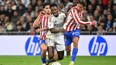 Los picantes cruces entre Vinícius y los Simeone en el clásico entre Real Madrid y el Atleti