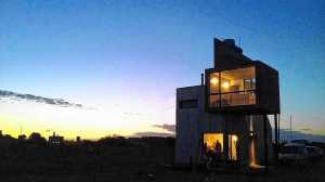 De construir aeropuertos y bancos a casas de 30 m2: el arquitecto que cree en el diseño para todos