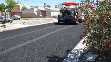 Gran interés para financiar obras de asfalto en Viedma por 1.100 millones de pesos