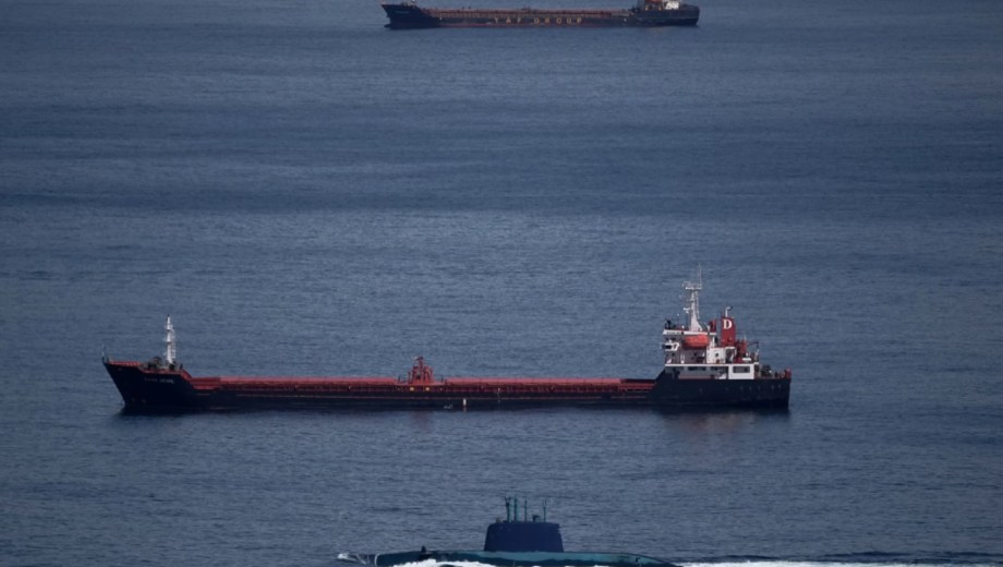 Mercados en pausa por la guerra en Medio Oriente: el petróleo cayó debajo de los US$100 y desconcierta a los inversores