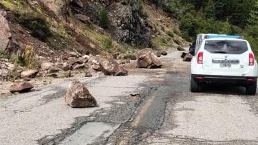 Derrumbe en la Ruta de los Siete Lagos de Neuquén provocó demoras este jueves