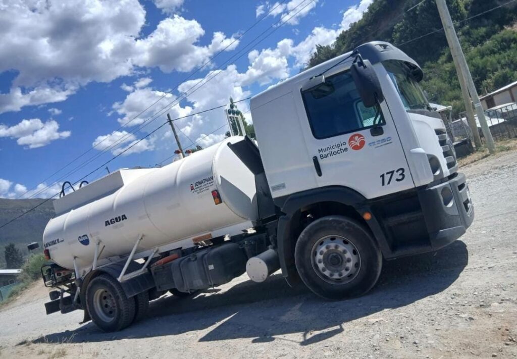 El municipio de Bariloche compró vehículos por $2.260 millones mediante leasing por la emergencia ígnea