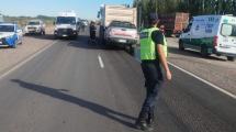 Imagen de Choque entre un camión y una camioneta sobre la Ruta 7 generó demoras en el tránsito cerca de Añelo