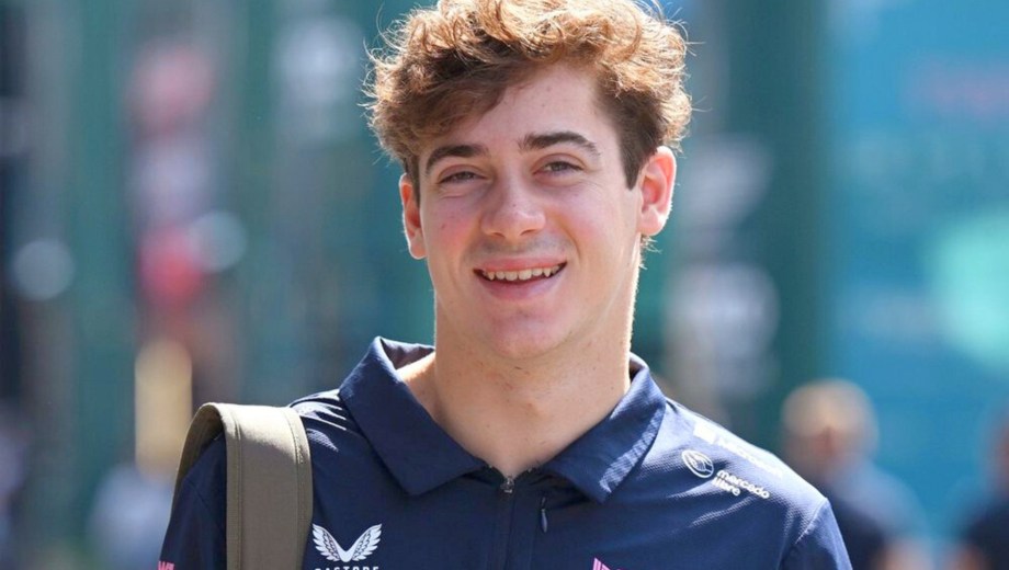 Colapinto se prepara en Reino Unido para el Gran Premio de Japón.