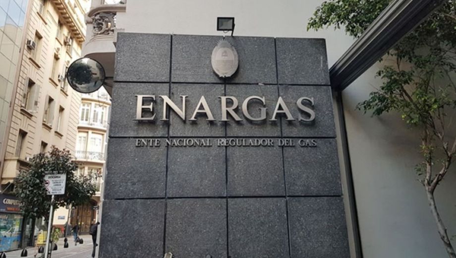 Nación convoca a audiencia pública para cambiar las tarifas de gas y revisar cuadros provisorios