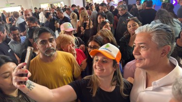 Comunidad ensaya un paso al frente