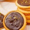 Imagen de Galletas de coco y chocolate: una receta fácil, rica y crocante