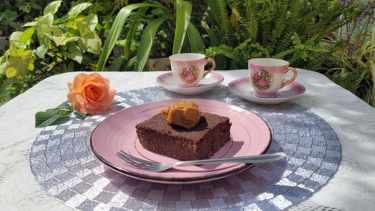 Cómo preparar un pastel de garbanzos y cacao: receta saludable sin harinas para disfrutar