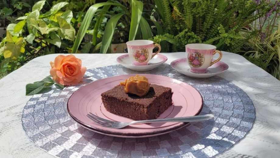 Pastel de chocolate y garbanzos.-