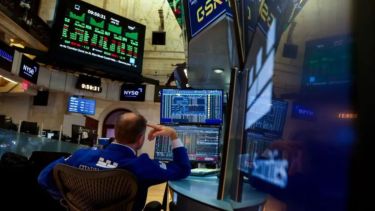 El riesgo país cedió, pero se mantuvo firme arriba de los 600 puntos: las acciones rebotaron hasta 6% este jueves