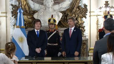 Video | Javier Milei le tomó juramento a Juan Bautista Mahiques, el nuevo ministro de Justicia