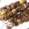 Imagen de Cómo hacer unas fáciles y ricas brochettes de carne y papines