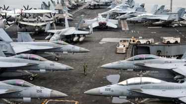 Ataque al USS Abraham Lincoln: el Pentágono desmiente impacto de misiles iraníes en el Golfo