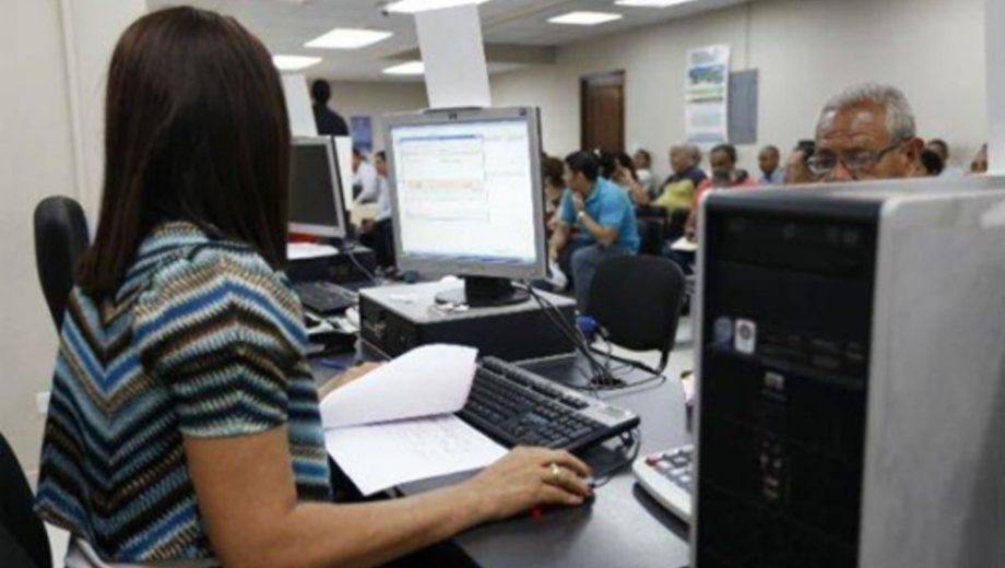 ANSES habilita el retiro voluntario de agentes del organismo previsional.-