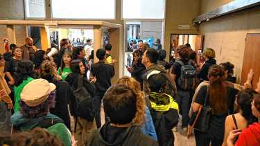 Tras horas de tensión en el IUPA de Roca, anularon la primera sesión del Consejo Superior