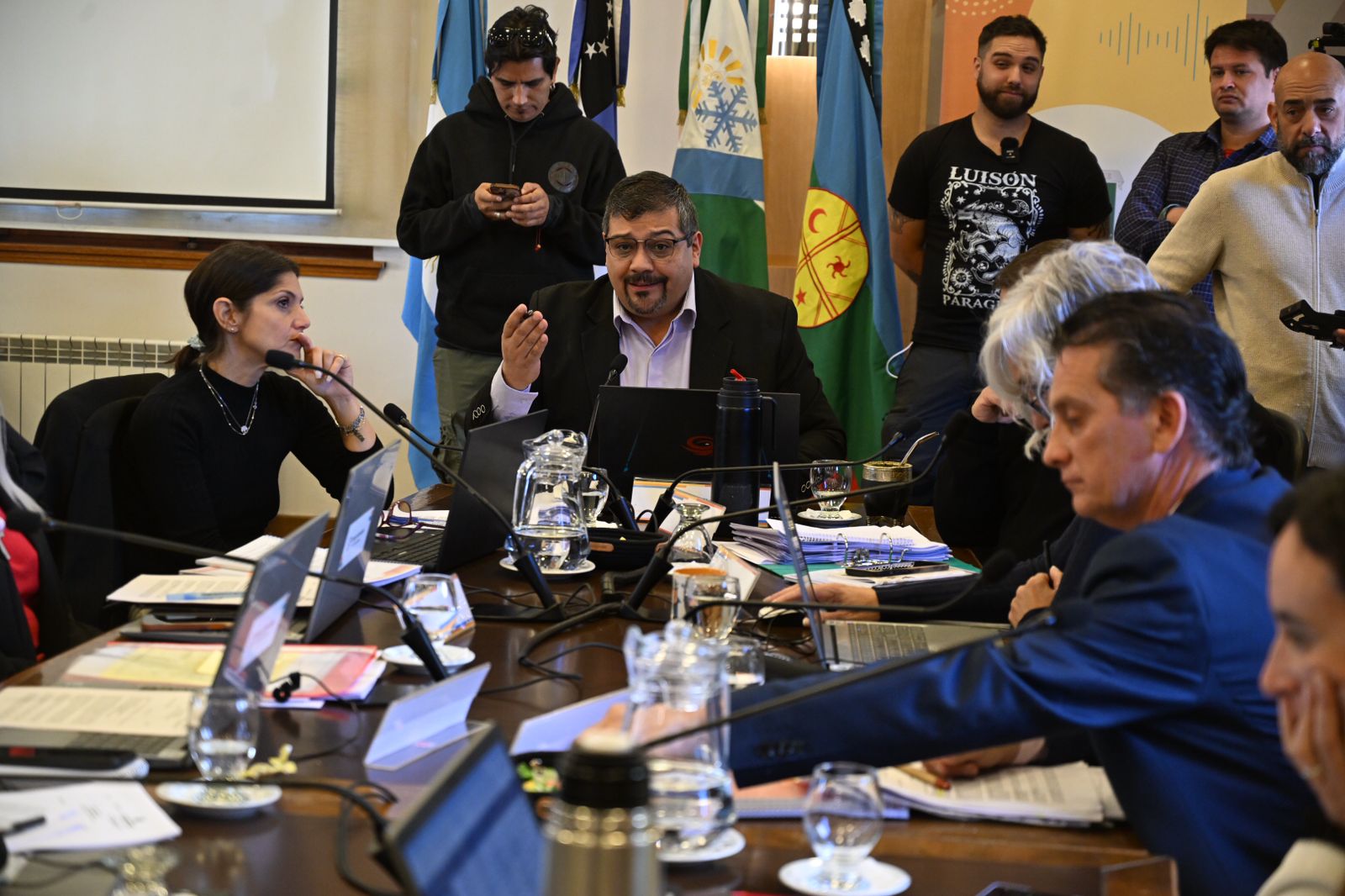 Partidos políticos buscan consenso para crear comisión previa a la reforma de la Carta Orgánica