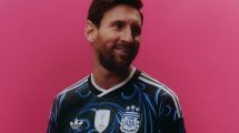 Imagen de La Selección Argentina presentó su nueva camiseta alternativa para el Mundial 2026: ¿Cuánto sale?