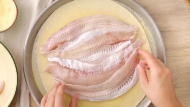 Tarta de merluza: receta fácil, rendidora, con masa crocante y relleno jugoso
