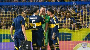 Marchesín se retiró llorando ante Barcelona por Libertadores y Paredes aseguró: «Se rompió los ligamentos cruzados»