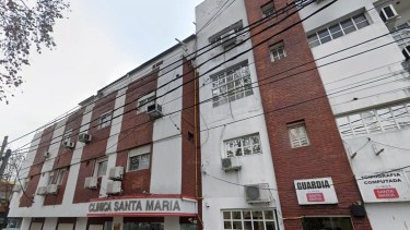 Investigan el parto de una niña de 12 años abusada: allanaron una clínica en Buenos Aires y hallaron ocho fetos