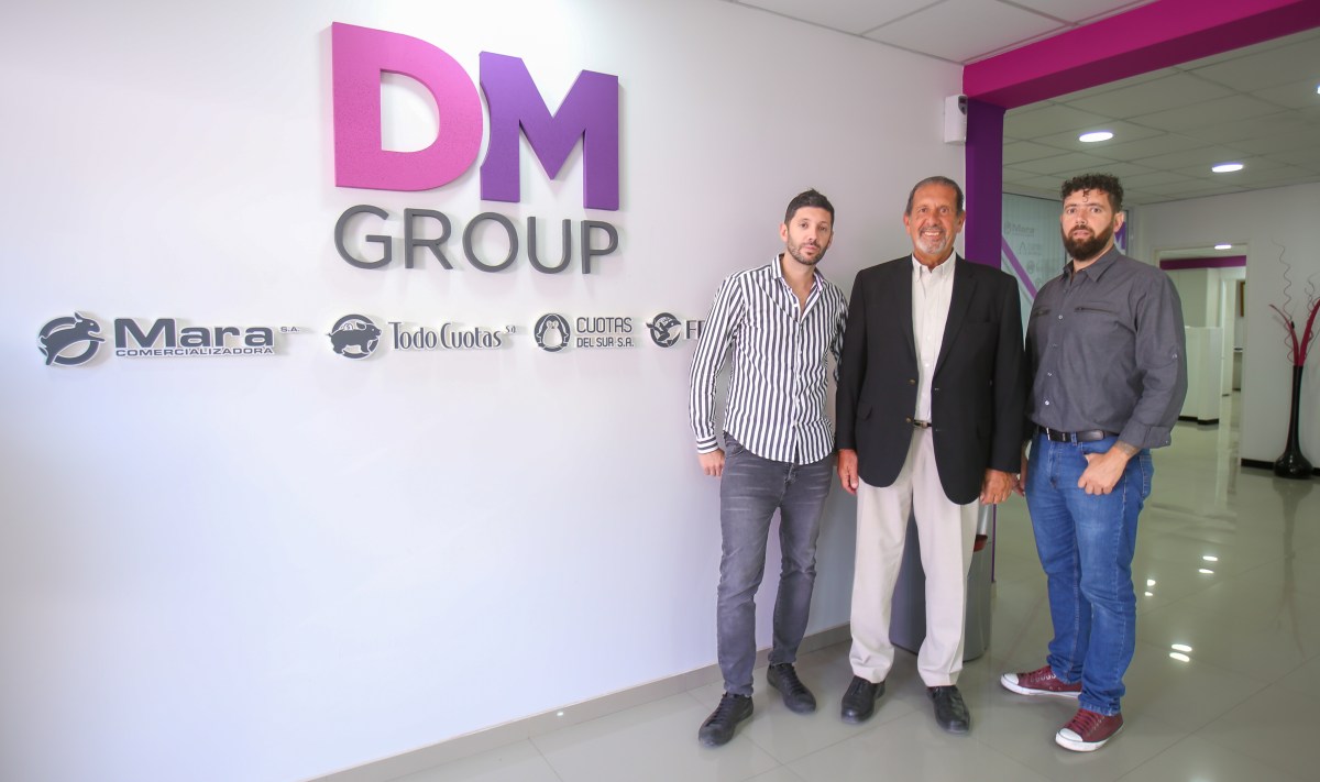 DM Group-Raúl-De-María-micropagos-pagos-diarios-papelito-hijos-legado-generacional