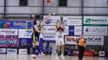 Imagen de Liga Argentina de básquet: Viedma peleó hasta el final, pero Centenario descontó como local