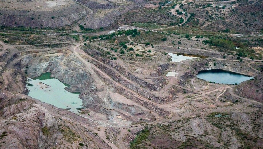 El Complejo Minero Fabril San Rafael (Sierra Pintada) posee las mayores reservas de uranio del país y es el eje central del plan de remediación de la CNEA.