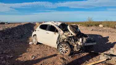 Accidente fatal en Rincón de los Sauces: murió un hombre tras sufrir un vuelco sobre Ruta 5 este domingo