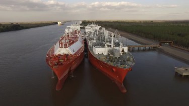 Naturgy se queda con un cargamento de GNL para Escobar