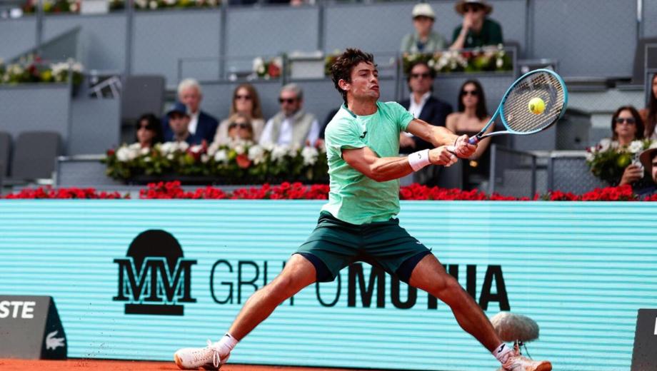 Mariano Navone estuvo a la altura pero cayó ante Zverev.