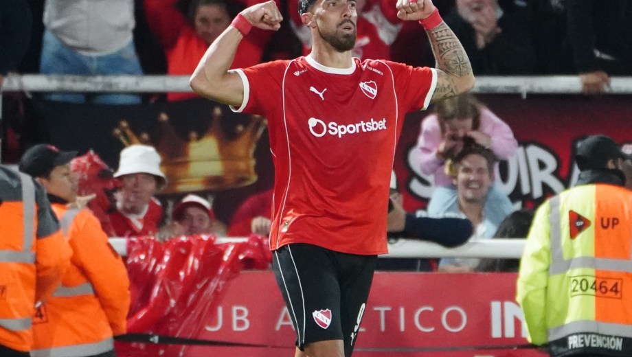 Con el gol de Gabriel Ávalos, el equipo de Gustavo Quinteros venció por 1-0 a la Academia.