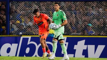 Boca no se reforzará con un arquero tras la lesión de Marchesín y confirma a Brey como titular