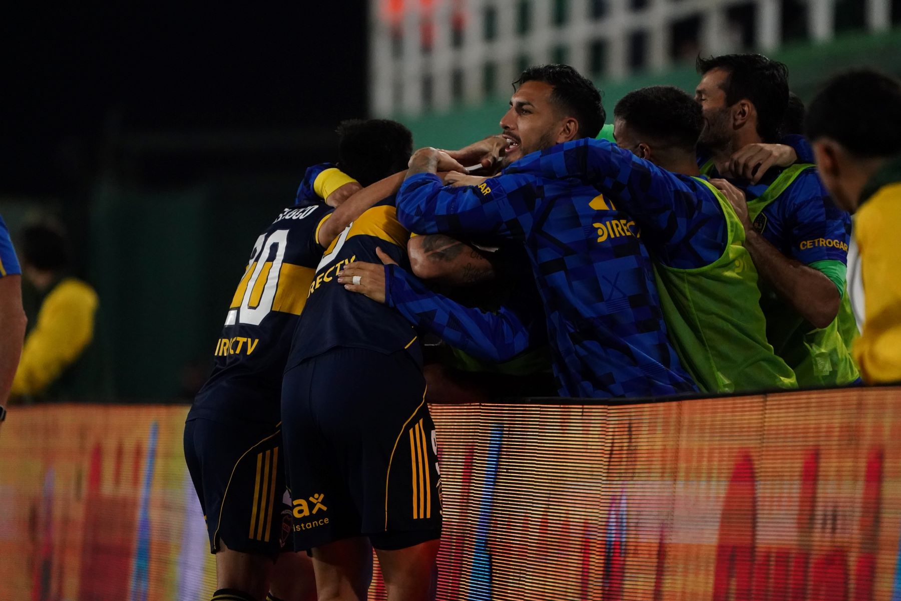 Boca cerró a toda orquesta en Florencio Varela: goleó 4-0 a Defensa y ...