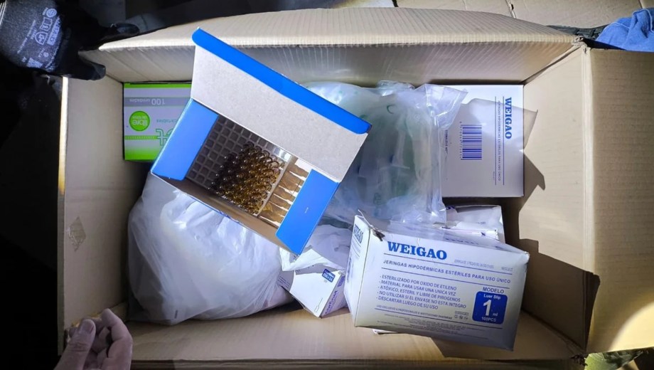 Los medicamentos fueron secuestrados en Chubut y en allanamientos posteriores realizados en la ciudad de Paraná.
