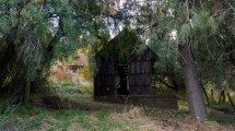 Imagen de Las ruinas de la casa escondida que guarda secretos del antiguo Bariloche