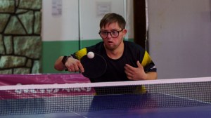 Mateo, el barilochense que representará a Argentina en tenis de mesa, rumbo a Bulgaria