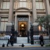 Imagen de El BCRA refinanció US$6.000 millones hasta después de las elecciones 2027