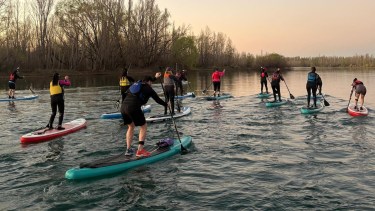 Si en Semana Santa te quedás en la ciudad podés salir a remar bajo la luna llena