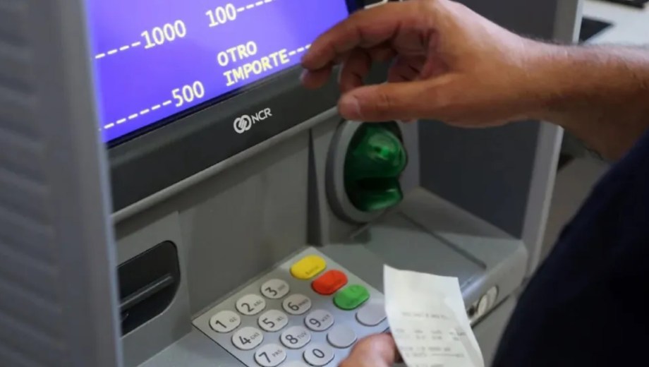 Por el paro bancario podría faltan efectivo este lunes. Foto: Gentileza. 